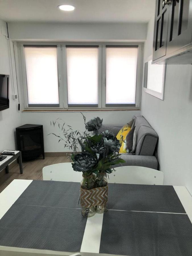 Apartmán Alojamiento Karina Les Exteriér fotografie